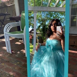 Sky blue tulle dress 🦋
